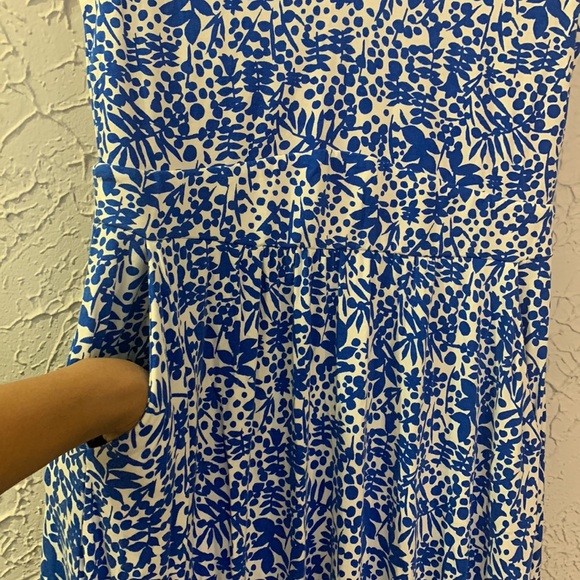 Boden Flowers Jersey Midi Dress Blue White 8R Pockets Sleeveless Business Casual - Picture 5 of 11